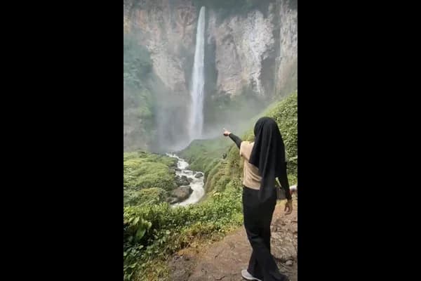 Sawah terasering di Ubud, Bali